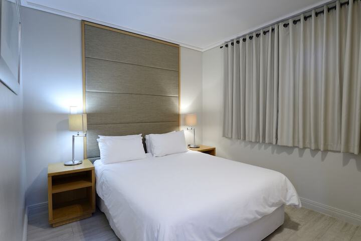 Room 6 of 32