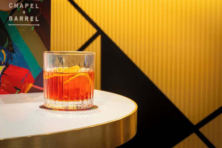 Lounge 79 of 102