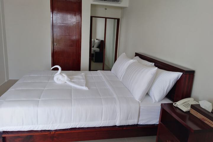 Room 2 of 29