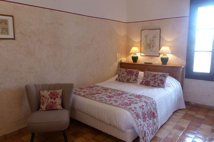 Room 16 of 52