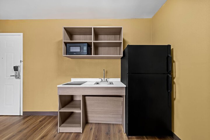 Room 18 of 36