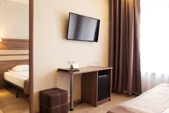 Room 22 of 48
