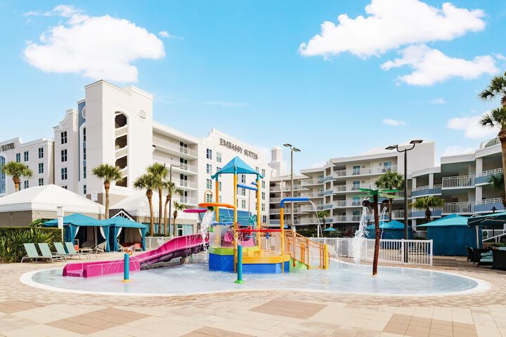 Pool Hotel