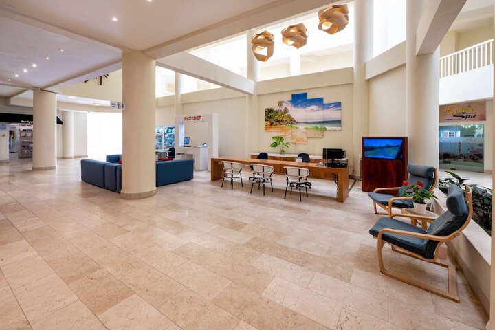 Lobby Entry