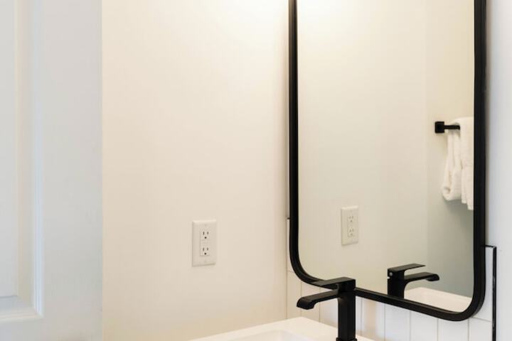 Room 145 of 157