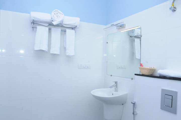 Room 19 of 38
