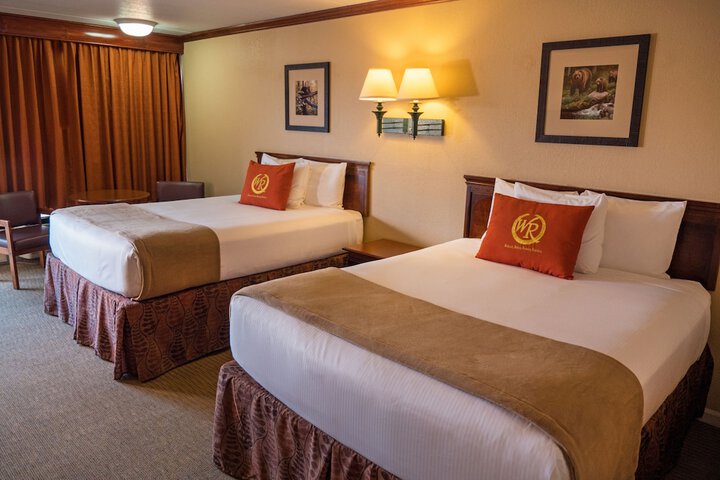 1 Queen Bed (13 of 22)