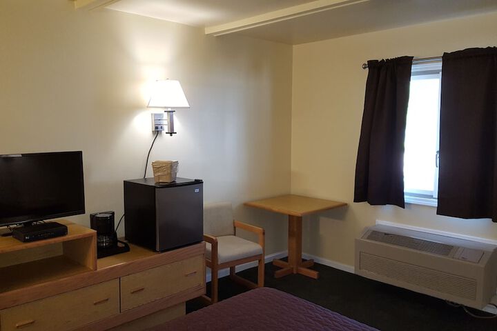 Room 10 of 52