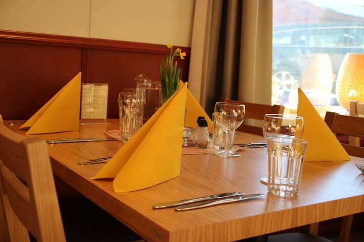 Dining 98 of 127