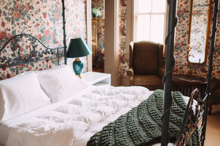 Room 6 of 52