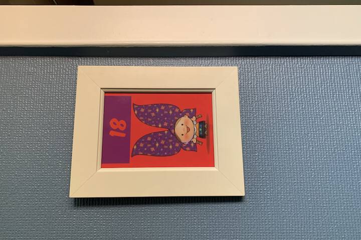 Room 23 of 91