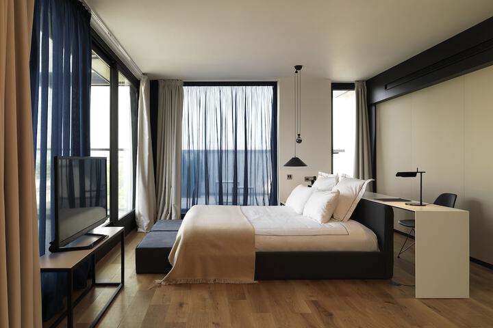 Room 15 of 88
