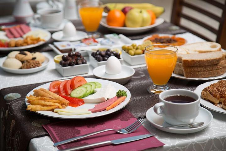 Breakfast/Coffee Service 48 of 69