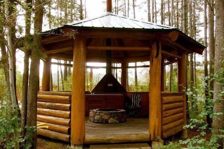 Hotel Exterior 31 of 38