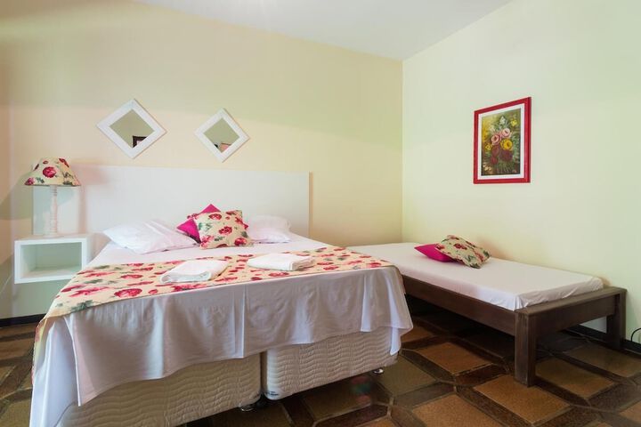 Room 9 of 36