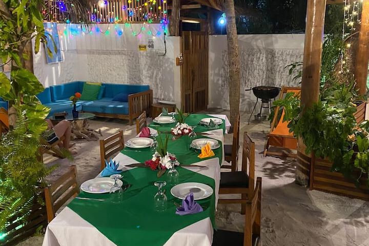Dining 43 of 61