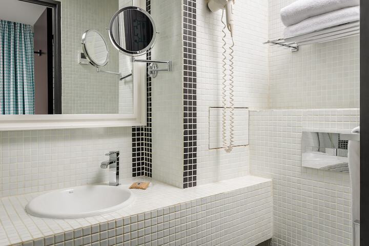 Bath Interior
