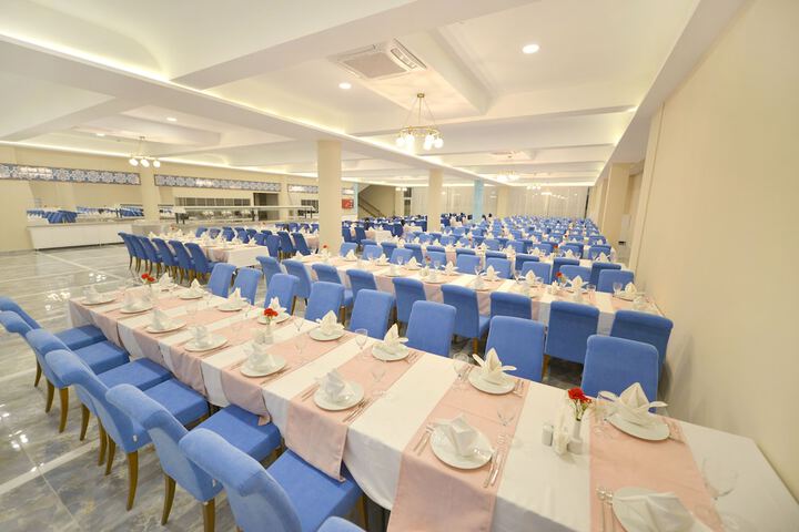 Dining 98 of 139