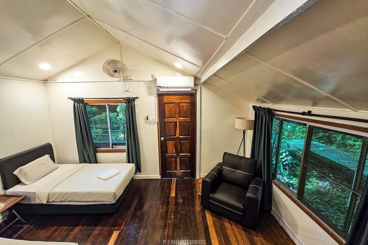 Room 3 of 21
