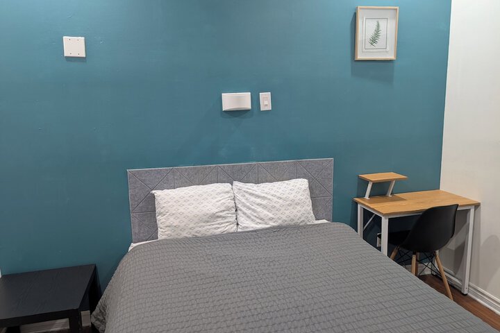 Room 29 of 40