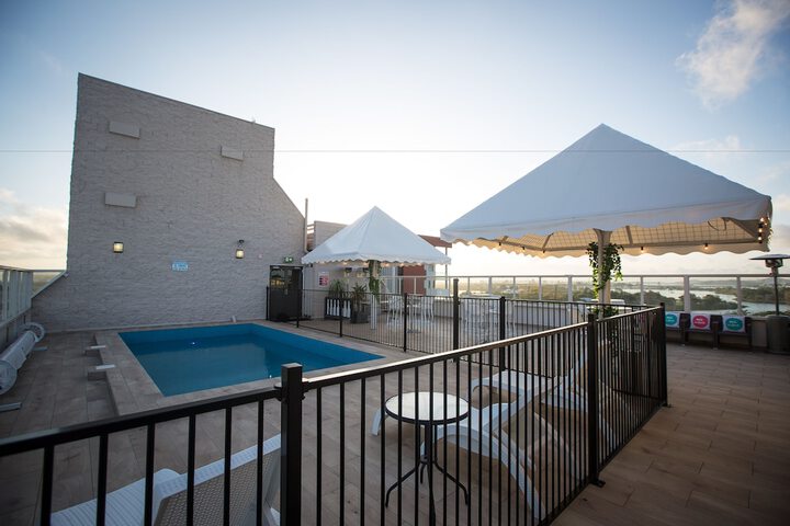 Pool 15 of 36