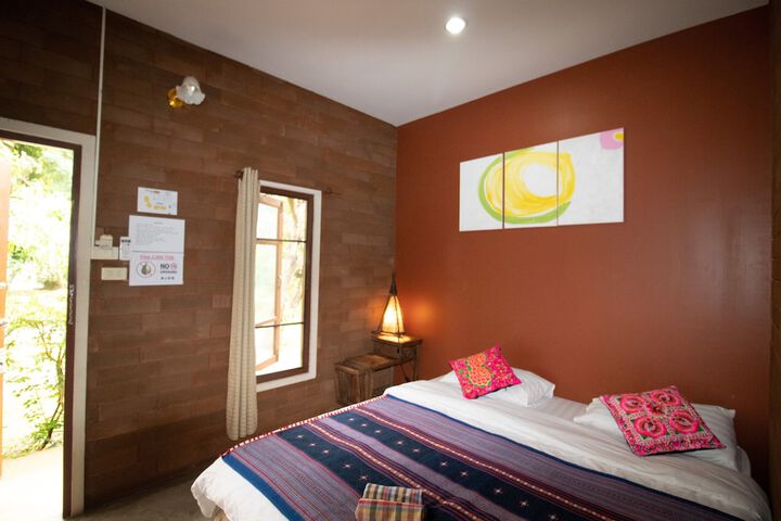 Room 27 of 123
