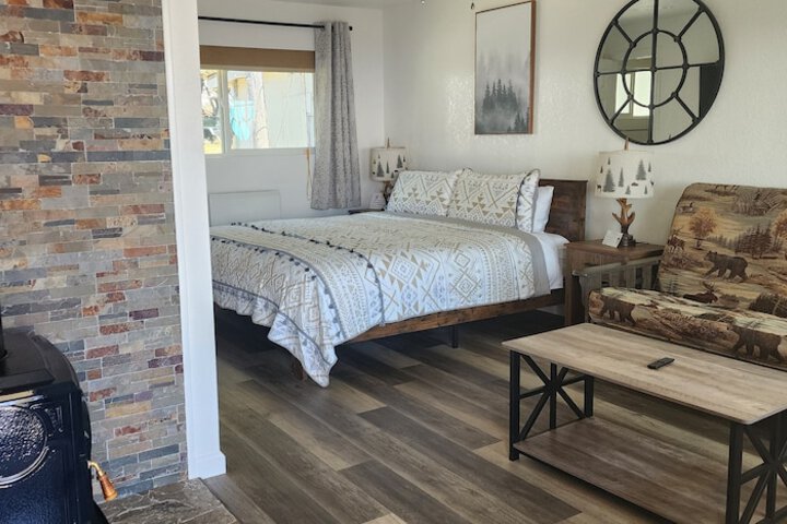 Room 9 of 31