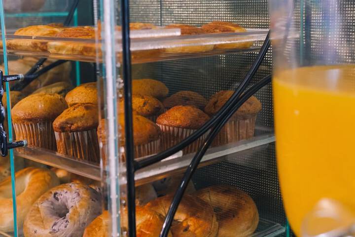 Breakfast/Coffee Service 32 of 40