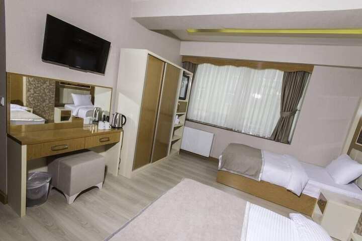 Room 26 of 30