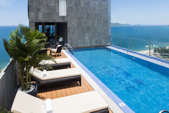 Pool 36 of 67