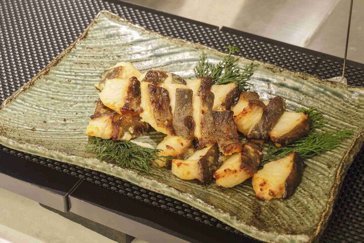 Lounge 71 of 96