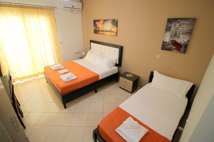Room 48 of 58