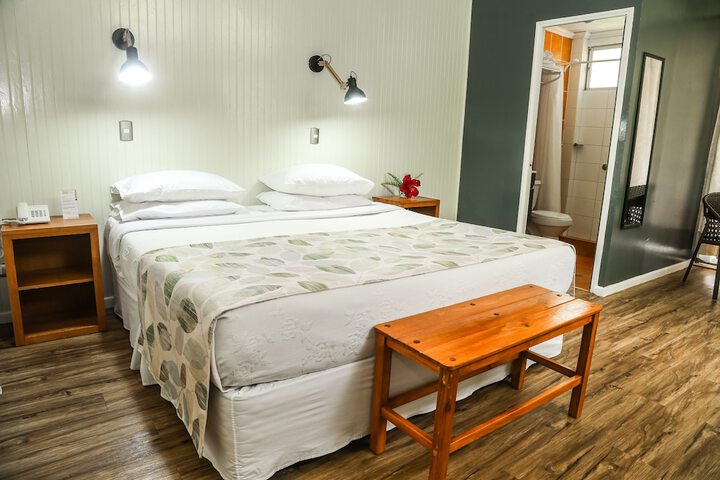 Room 35 of 112