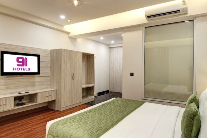 Room 46 of 79