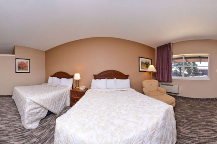 Room 2 of 35