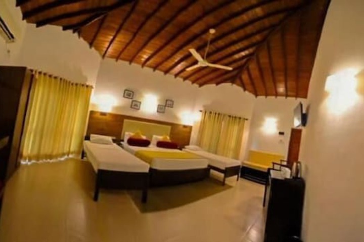 Room 10 of 28