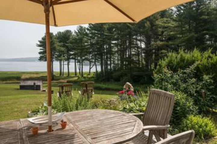 Property Grounds 43 of 48