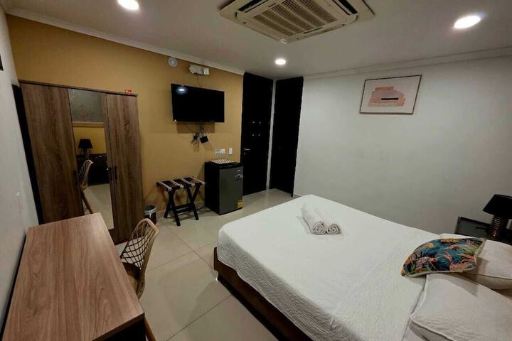 Room 20 of 51