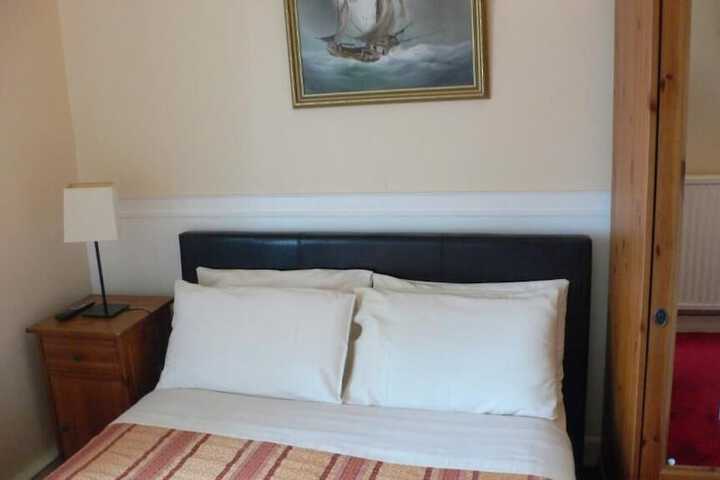Room 13 of 29