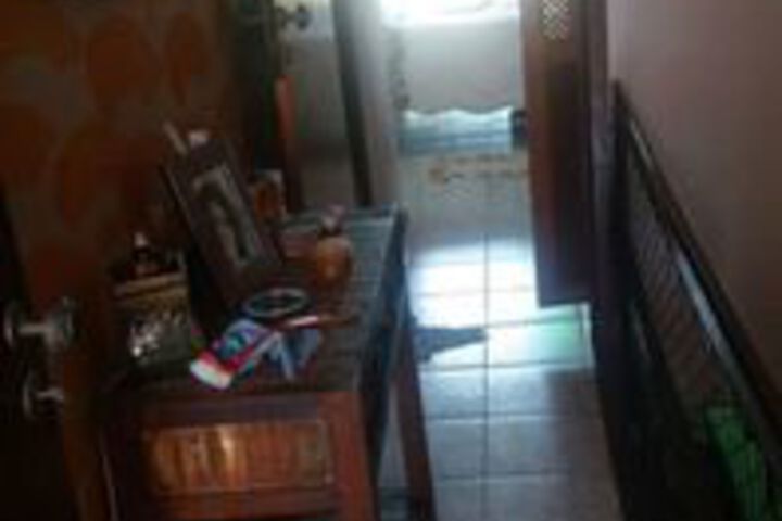 Room 13 of 42