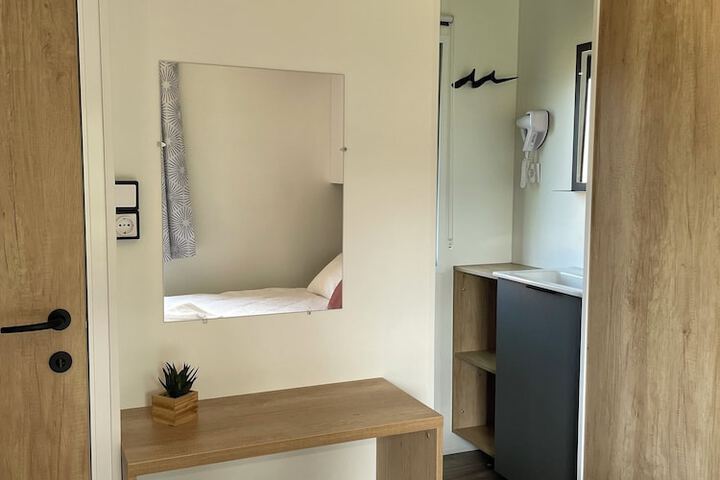 Room 4 of 21