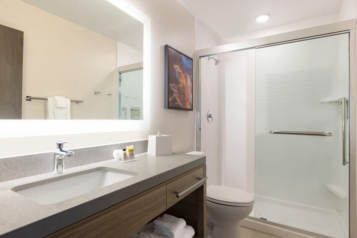 Room 21 of 42