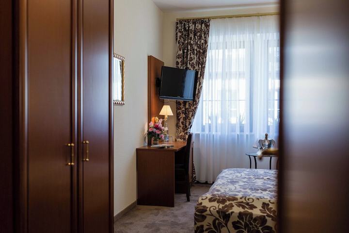 Room 31 of 88