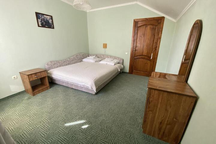 General 33 of 46