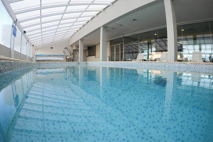 Pool 32 of 61
