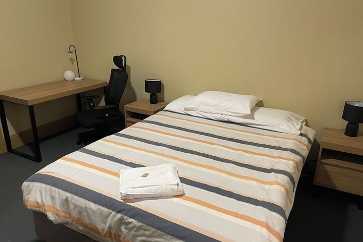 Room 3 of 17