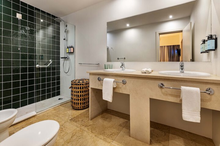Bathroom Interior Photo
