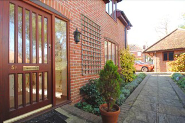 Image of Garden Flat 5a St. Andrews Lane, Tangmere 22751