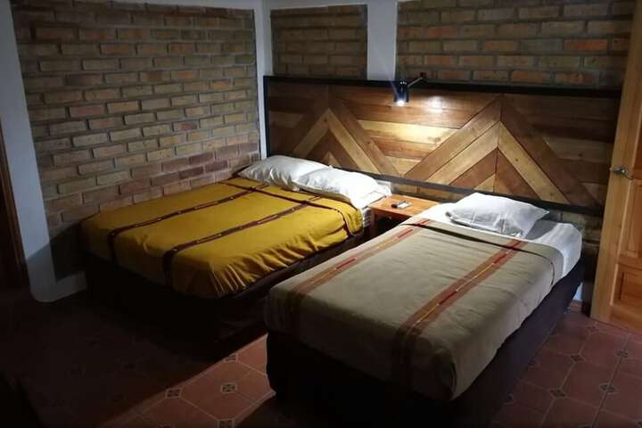 Room 3 of 6