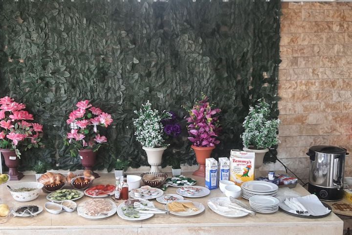 Dining 156 of 196